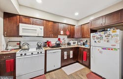 131 CHELSEA CIRCLE, CLEMENTON, NJ 08021