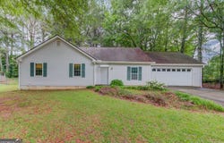 2088 Blackberry, Auburn, GA 30011