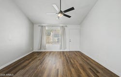 4756 W ROSE Lane, Glendale, AZ 85301