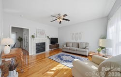 19 Heron Cove Loop, Hickory, NC 28601