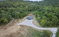 215 Hickman Creek Rd S, Hickman, TN 38567