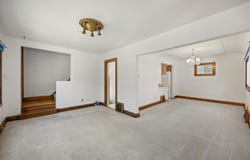 3265 S Swain Ct, Milwaukee, WI 53207