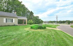 14231 60th Street N, Oak Park Heights, MN 55082