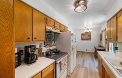 6754 County Line Rd, Hartford, WI 53027