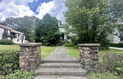 22 Fairview Avenue, Mount Pocono, PA 18344