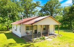 464220 E 888 RD, Stilwell, OK 74960