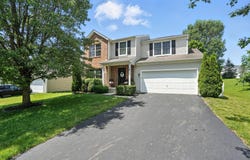 1135 Deansway Drive, Pataskala, OH 43062