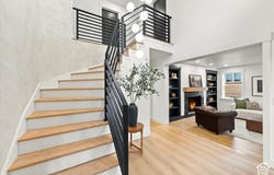 517 E HOLSTEIN Way S, Murray, UT 84107