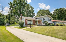 850 Robinson Avenue, Barberton, OH 44203