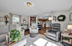 1300 E KERCHER Avenue, MYERSTOWN, PA 17067