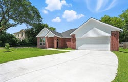 704 W Grove Street, Terrell, TX 75160
