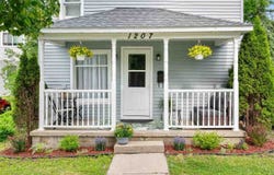 1207 EMMET, PETOSKEY, MI 49770