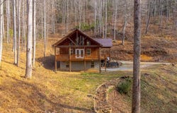 708 Thornhill Dr, Sylva, NC 28779
