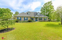 219 Sepulvado Street, Stonewall, LA 71078