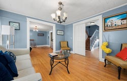 28 West High Street, New London, CT 06320