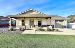 293 Cypress Dr, Powell, WY 82435
