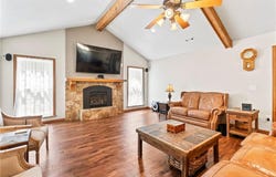 22024 Brooks  RD, Siloam Springs, AR 72761