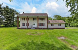 16519 Albion Road, Strongsville, OH 44136
