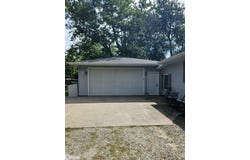 1201 S 5th Street, Fairfield, IA 52556