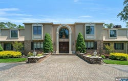 716 Galloping Hill Road, Franklin Lakes, NJ 07417