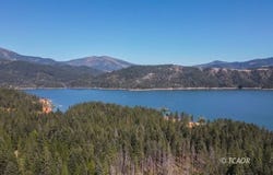 111 N Lakeview Dr, Trinity Center, CA 96091