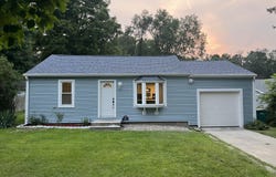303 Reynolds Road, Battle Creek, MI 49037