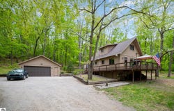 1670 Ivy Drive, Farwell, MI 48622