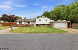 8110 BERNARD Drive, FORT WASHINGTON, MD 20744