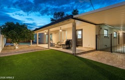 709 E ROYAL PALM Road, Phoenix, AZ 85020