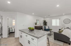 5236 S 13TH Place, Phoenix, AZ 85040