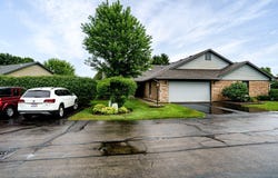 1911 Wedgewood Circle, Springfield, OH 45503