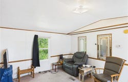 539 Dd Highway, Warrensburg, MO 64093