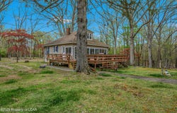 125 Pine View Ests, Mountain Top, PA 18707