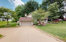 4285 St Rt103, Willard, OH 44890