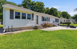 9 Pine Dr, Wilbraham, MA 01095