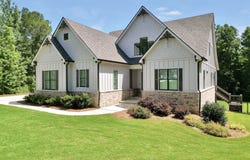 110 Whirlaway Court, Forsyth, GA 31029