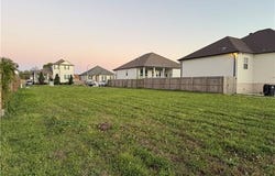 3925 NORWOOD Drive, Chalmette, LA 70043