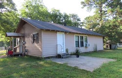 206 11th Street NE, Springhill, LA 71075