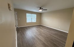 2574 Vonoa Drive, Radcliff, KY 40160