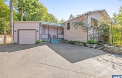 72 Vista, Port Angeles, WA 98362
