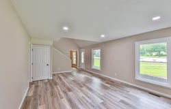 21 Broadfield Manor, Trenton, TN 38382