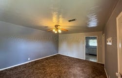 1900 N Wells St, Pampa, TX 79065