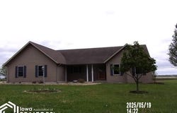 209 5Th Avenue SE, Badger, IA 50516