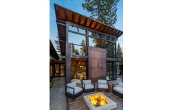8750 Breakers Court, Truckee, CA 96161