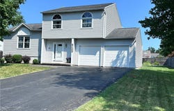6123 Dawns Ridge, Cicero, NY 13039