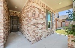 158 Crimson LN, Kyle, TX 78640