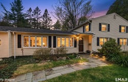 16 Hamilton Lane, Watertown, CT 06795