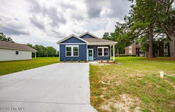 327 Buck Lane, Vanceboro, NC 28586