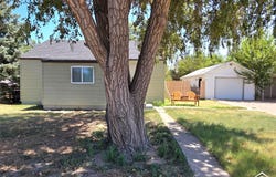 1204 Ponca Avenue, Satanta, KS 67870