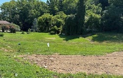 109 River Avenue, Huntington, WV 25705-8881